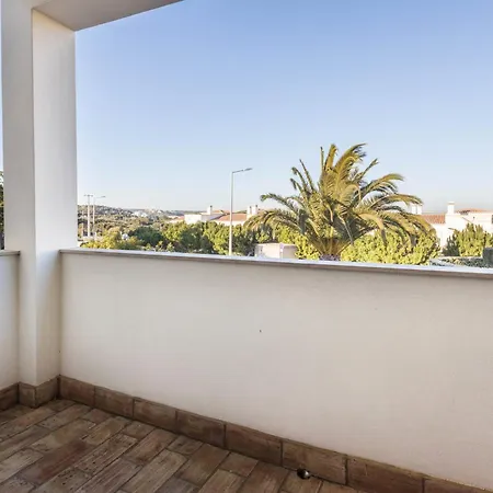 Vila Casa Da Ermida *